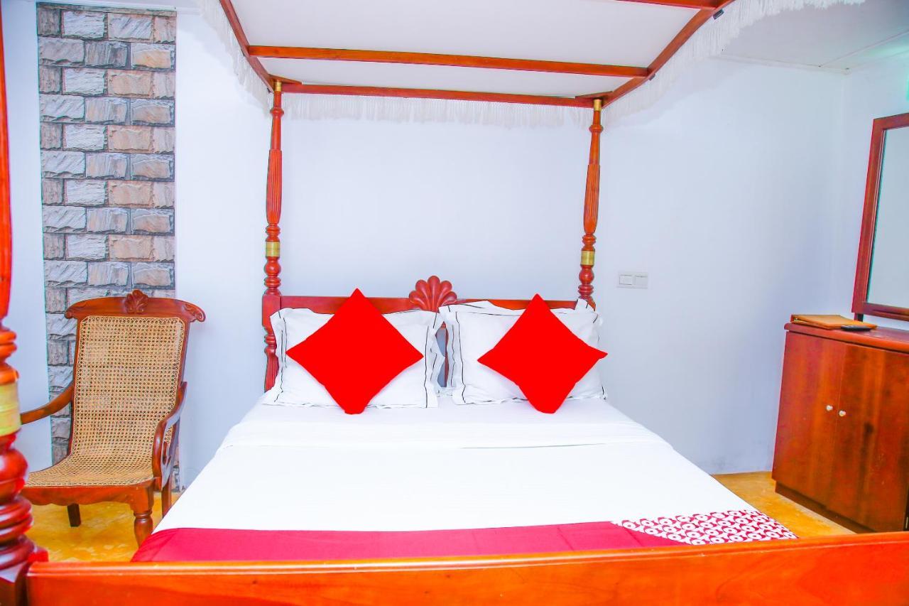 Hotel Nawathana Матара Екстериор снимка