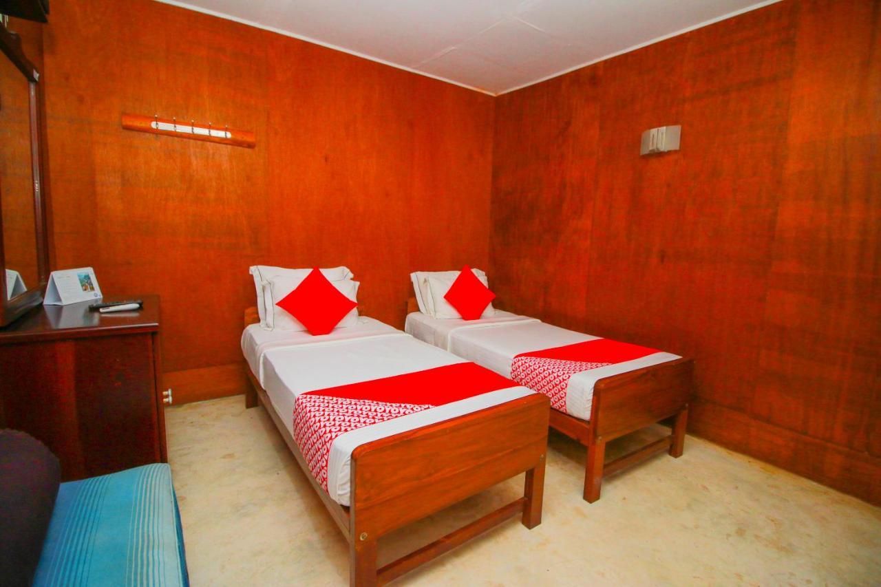 Hotel Nawathana Матара Екстериор снимка