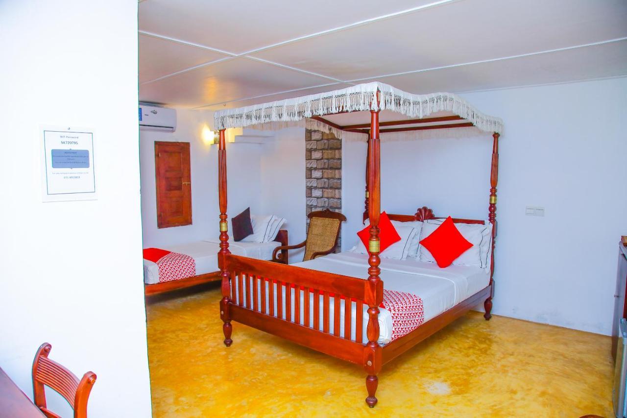 Hotel Nawathana Матара Екстериор снимка