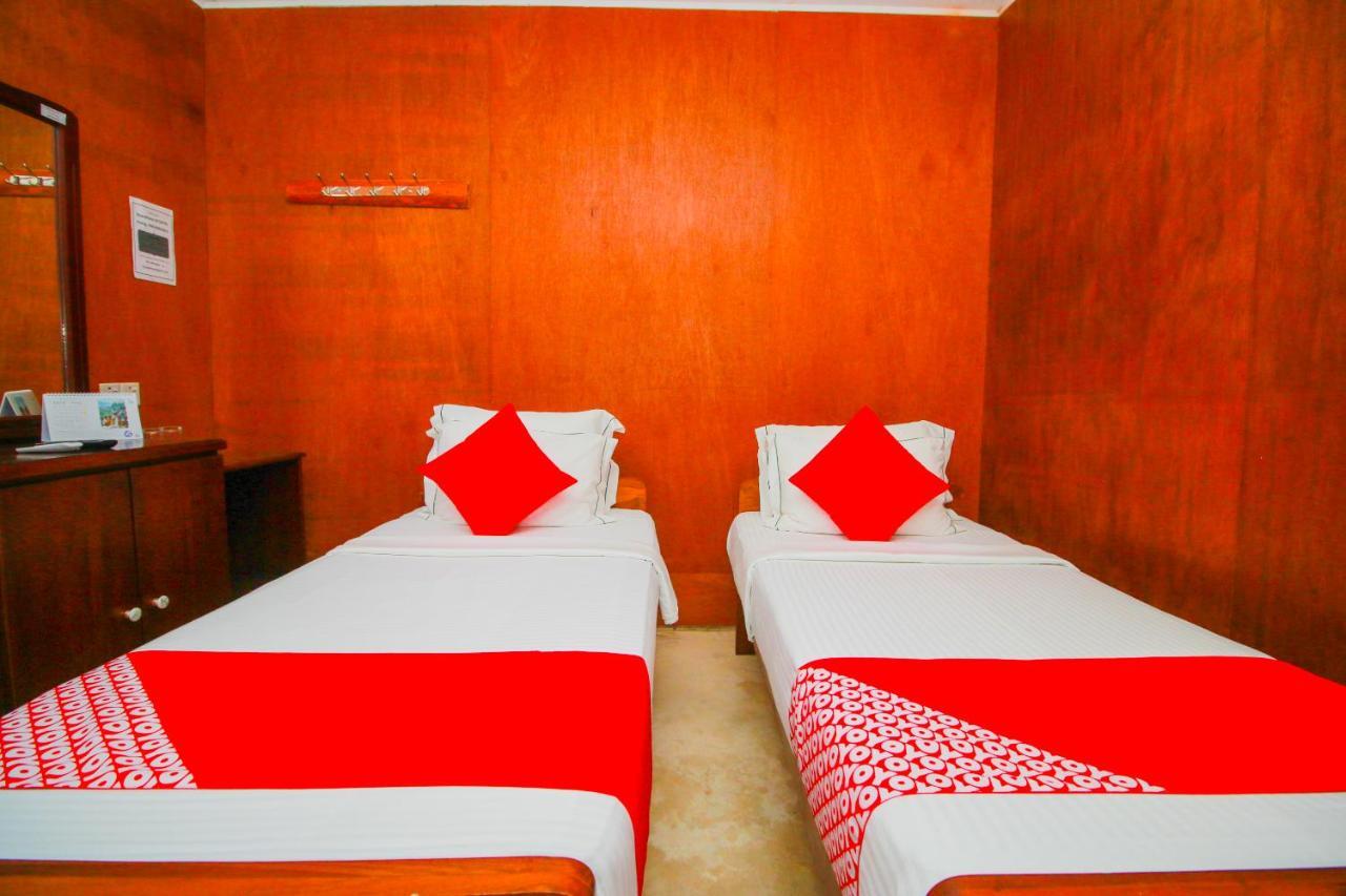 Hotel Nawathana Матара Екстериор снимка