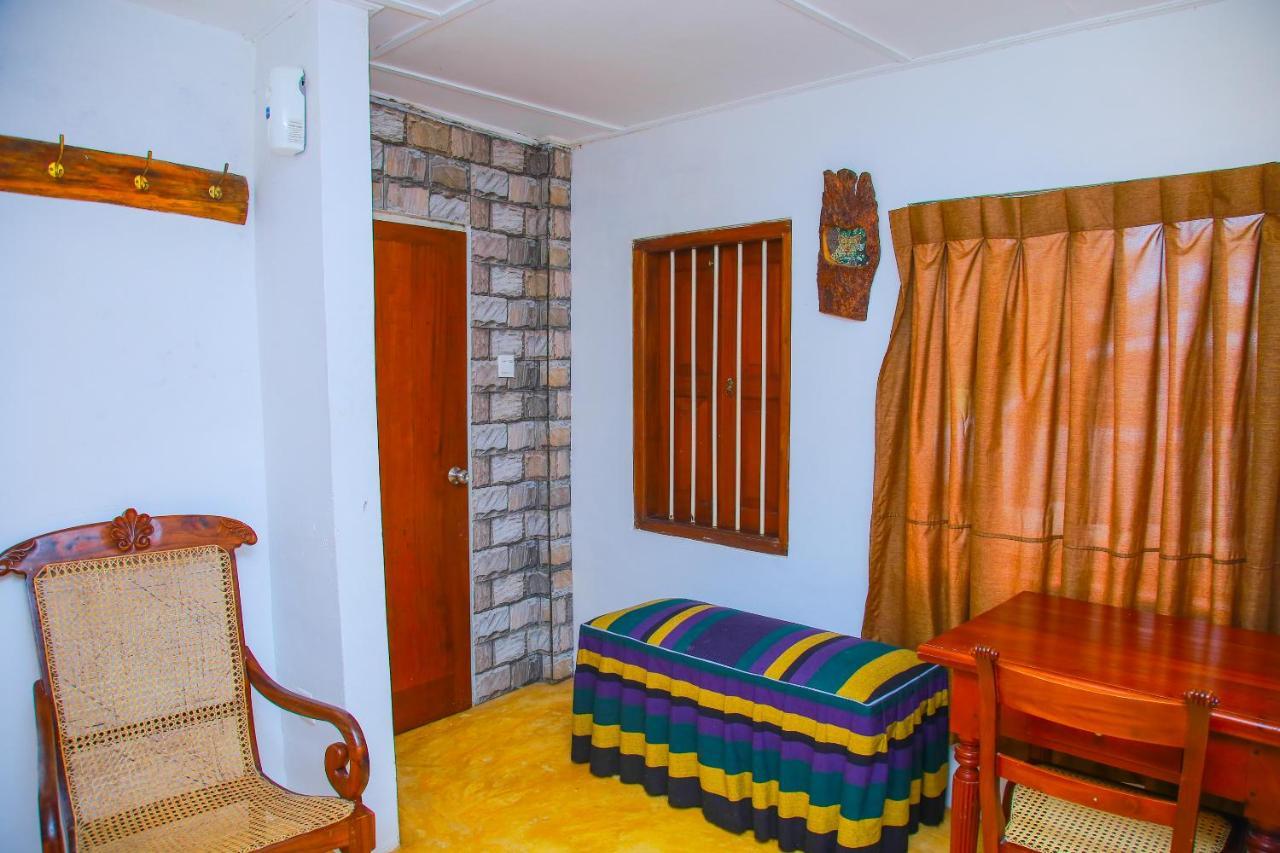 Hotel Nawathana Матара Екстериор снимка
