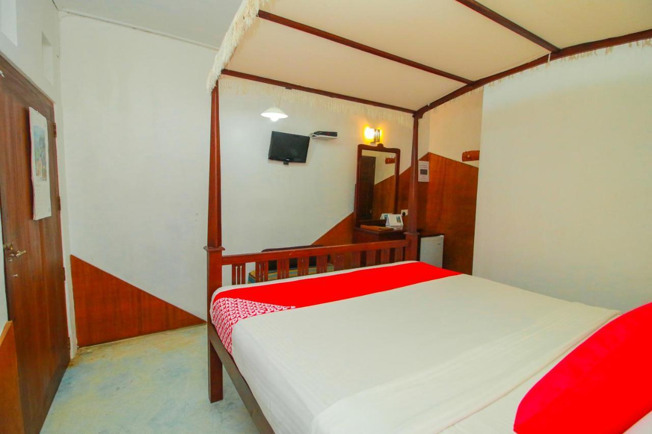 Hotel Nawathana Матара Екстериор снимка
